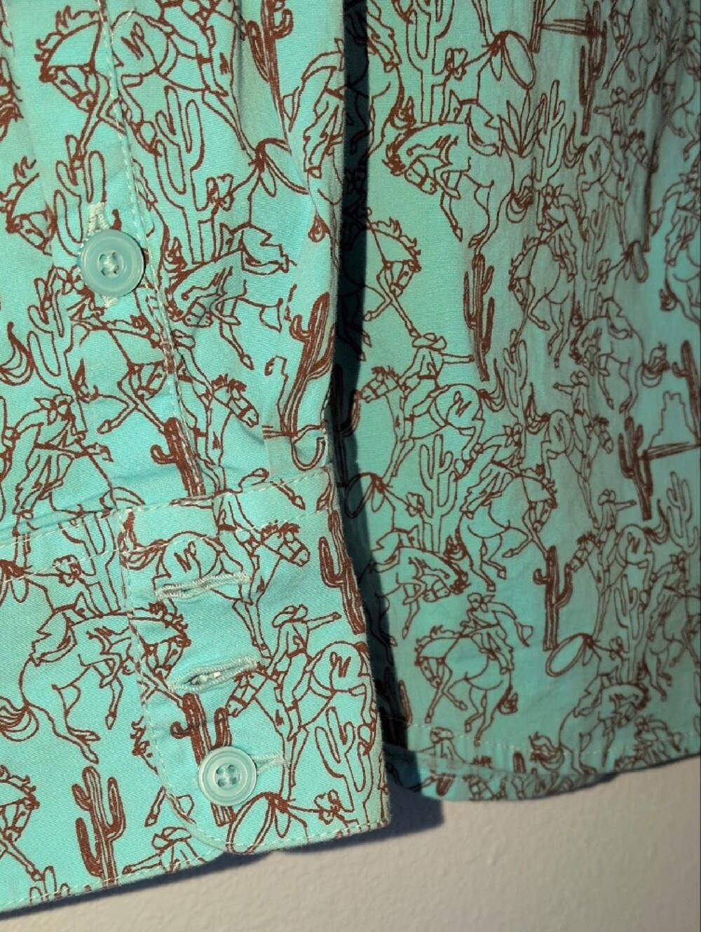 Ariat Turquoise Western Print Fitted Button-Down Shirt - Picture 4 of 5